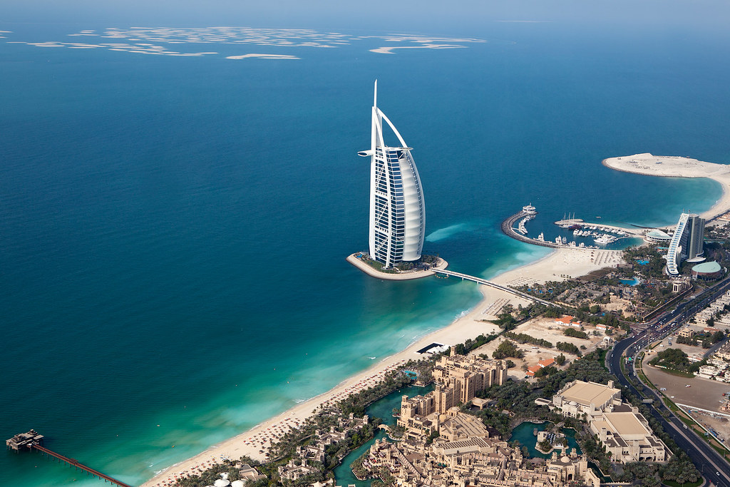 ОАЭ. Новые правила въезда в страну